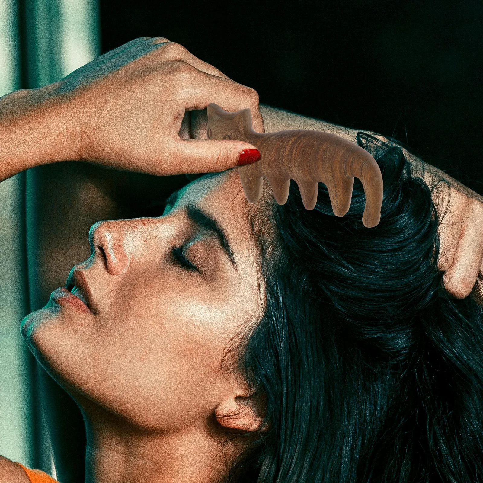 

Wooden Cat Shaped Wide Tooth Comb Scalp Massager Acupoint Massage Tool Head Massager for Scalp Care Wood Comb Massage Tool