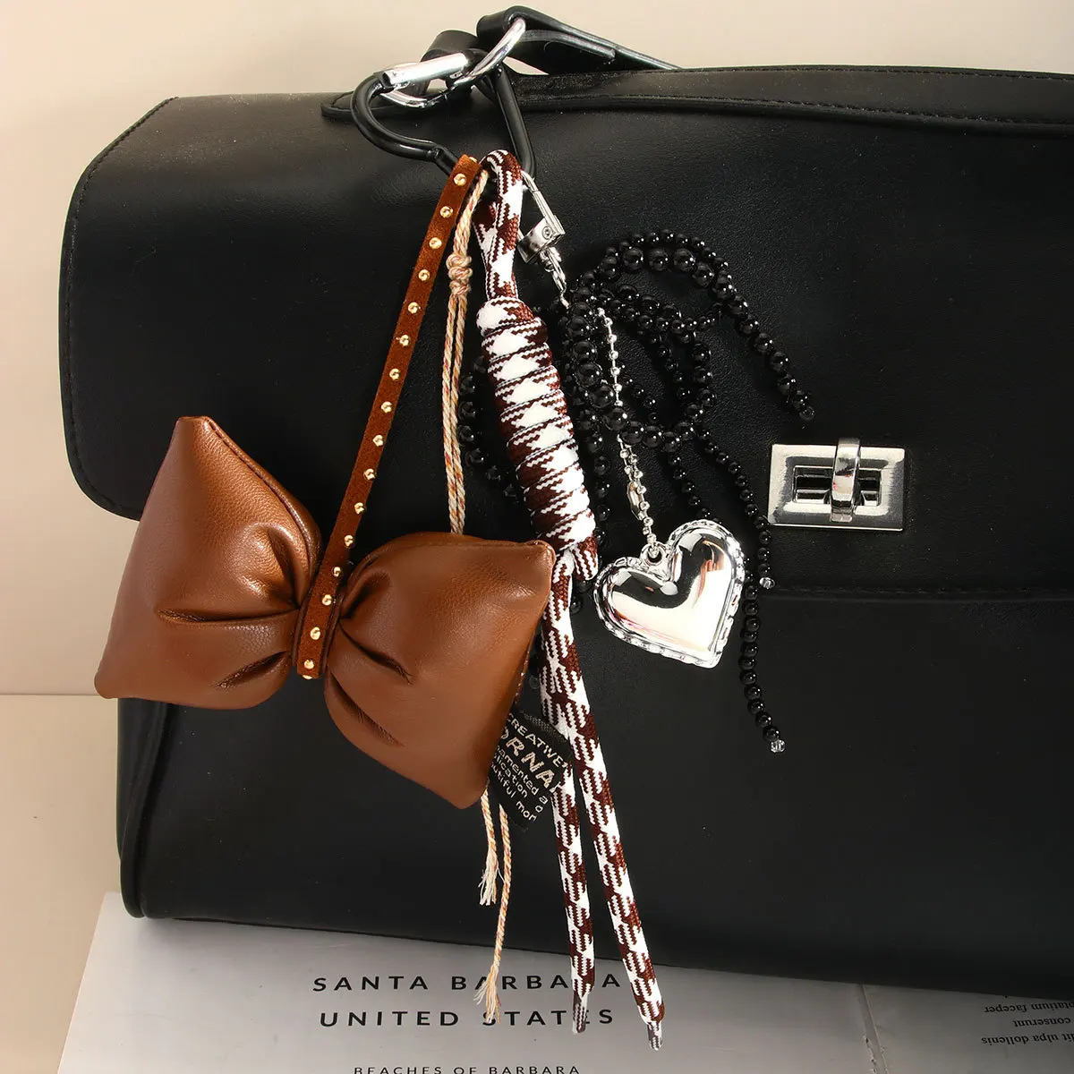 Leather Bow Heart Beaded Lanyard Keychain Hand Braided Rope Roman Knot Keychain Y2k Bag Pendant for Women