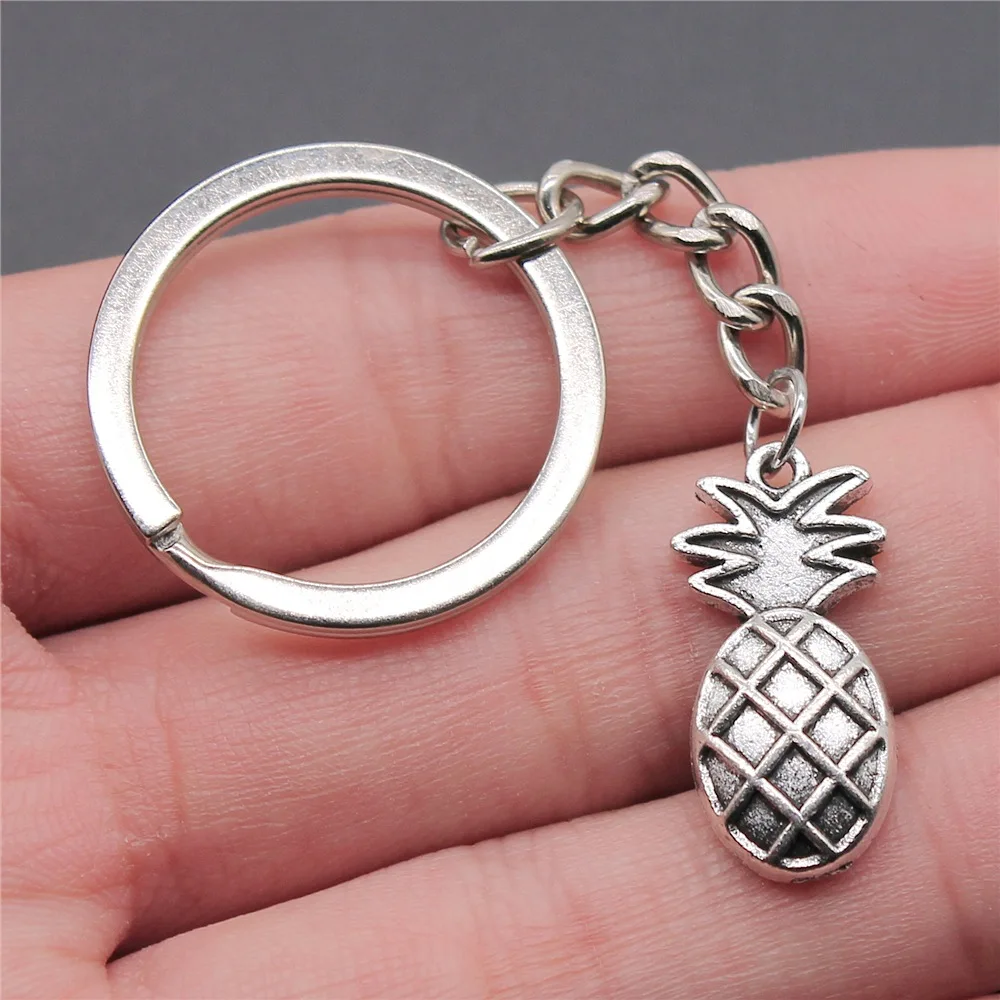 New Fashion Men Keychain Dropshipping Vintage Antique Silver Color 24x12mm Pineapple Pendant Gift