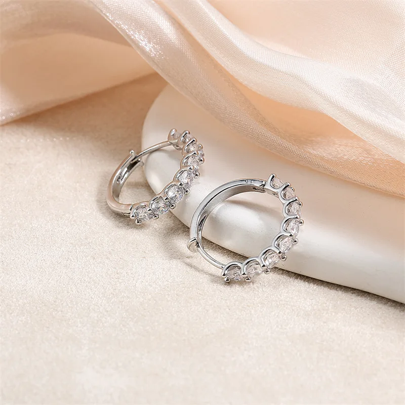 Delicate Leaf Ear Ring With Shiny For Women Silver Color/Gold Color Fashion Hoop Earrings Fancy Girl Gift Jewelry image 4