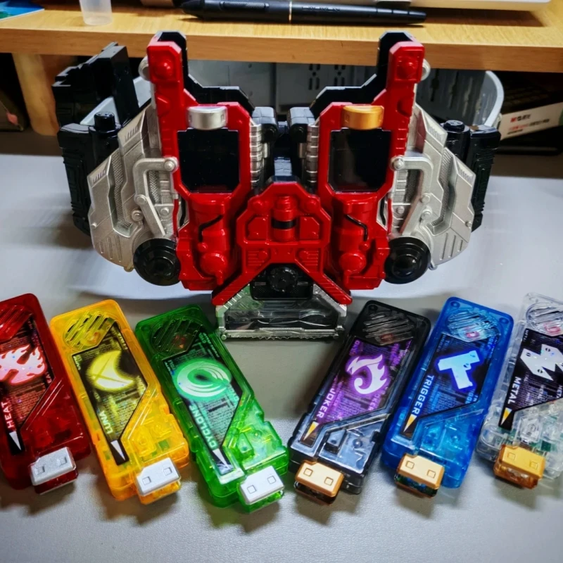 بانداي أصيلة كامين رايدر ث 20th الذكرى سائق مزدوج ومجموعة الذاكرة قسط محول حزام تأثيري الدعامة جمع لعبة هدية