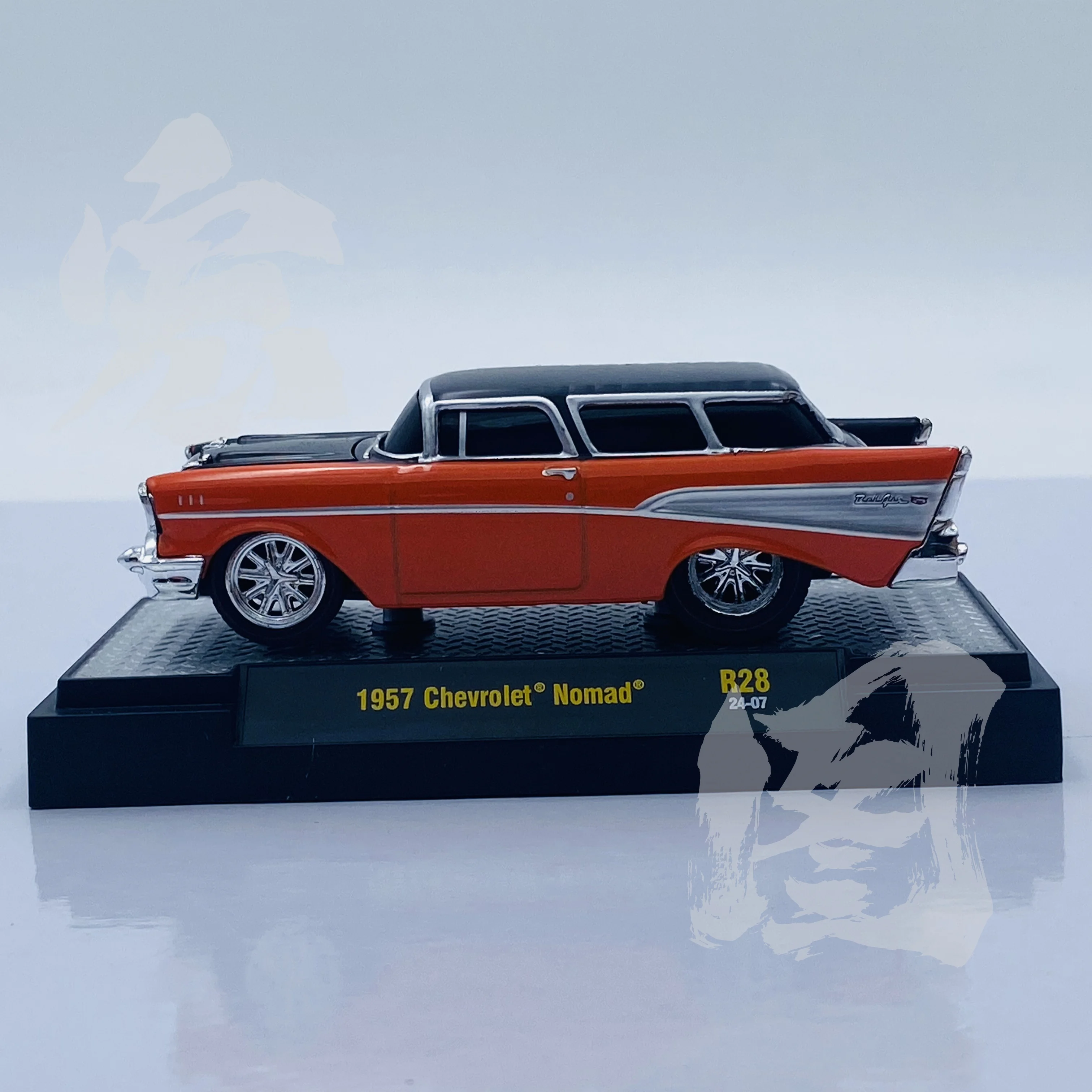M2 Machines  1/64 1957  Nomad  Collection Alloy car model toys