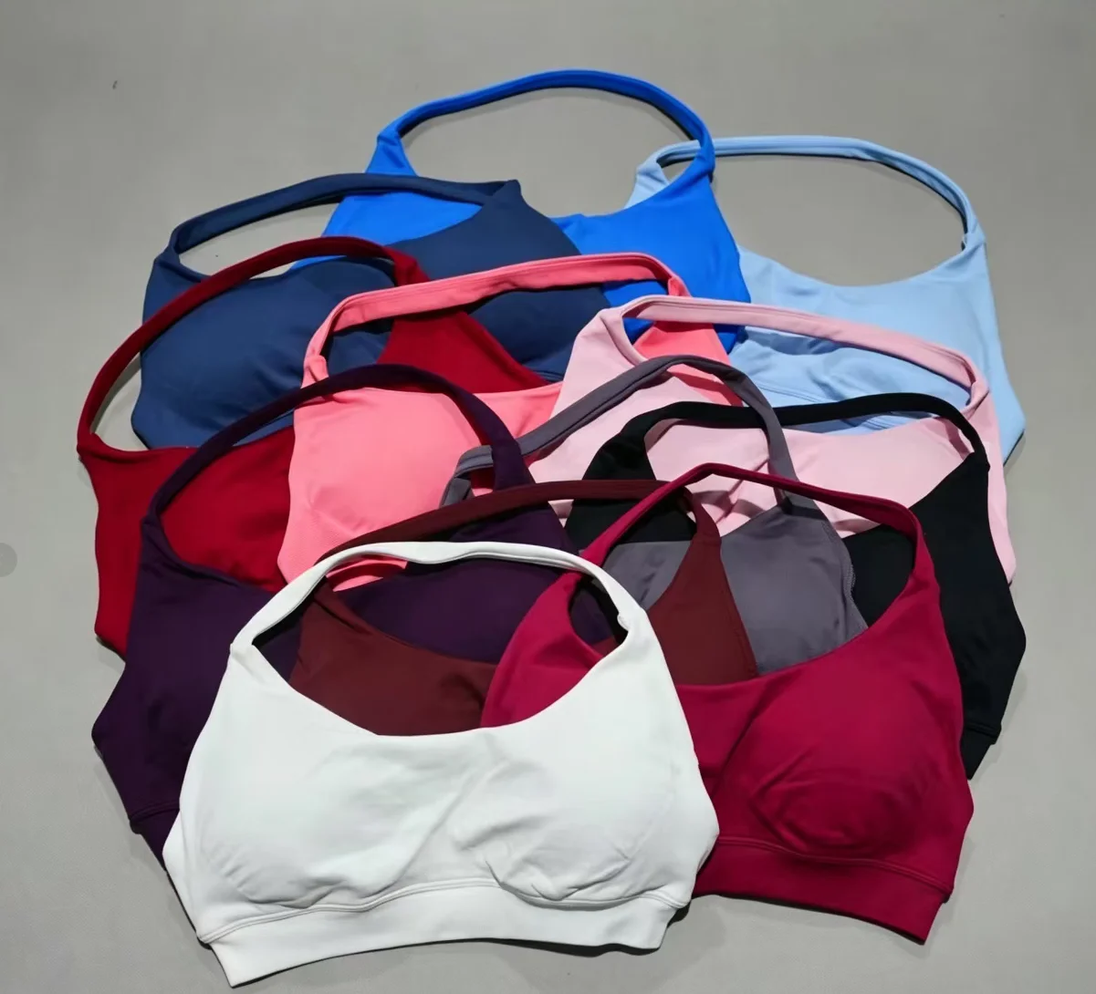 DFHE Sports Bra WomenSeamlessSeamless Yoga Underwear Halter Neck Strap Open Back Design Gym Top Workout Fitness Running Bra