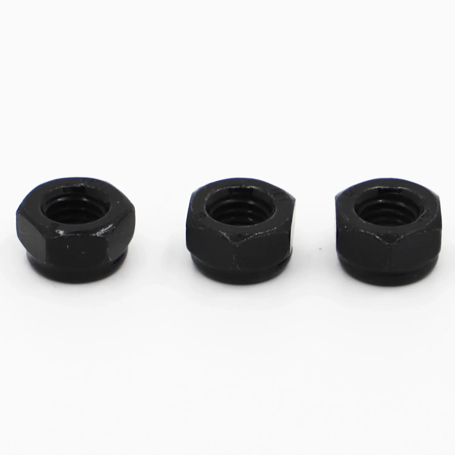 1-20 pezzi M2 M2.5 M3 M3.5 M4 M5 M6 M8 M10 M12 M16 Acciaio al carbonio zincato nero Esagonale Inserto in nylon Dado di bloccaggio Autobloccante