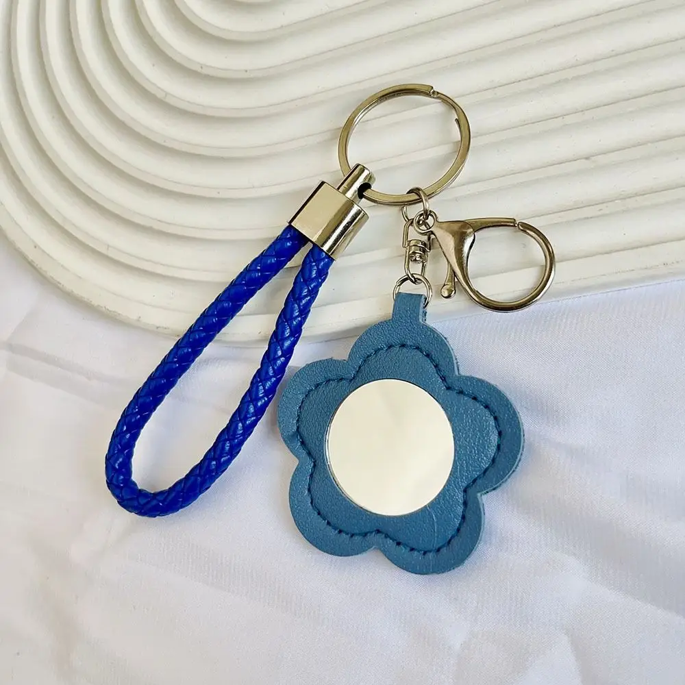 

3Pcs Handbag Decorations Pendant PU Flower Shape Mirror Keychain Cute Decorative Mirror Keychain Mini Makeup Bag Pendant Outdoor