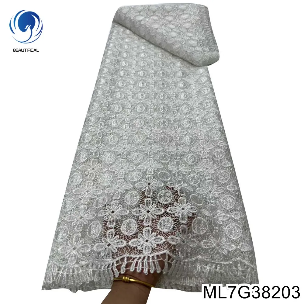 robe-de-soiree-nigeriane-brodee-blanche-elegante-avec-dentelle-soluble-dans-l'eau-de-la-nouvelle-france-2025-ml7g382