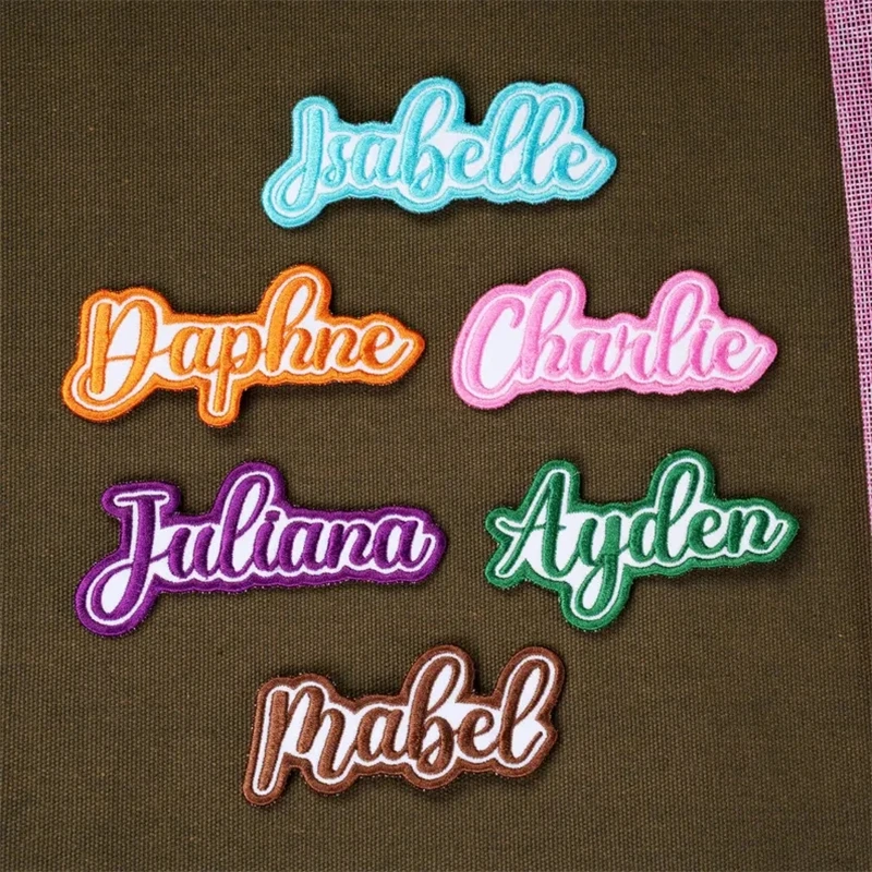 Naszywki z imieniem w niestand – Embroidery Letter M recenzja i cena