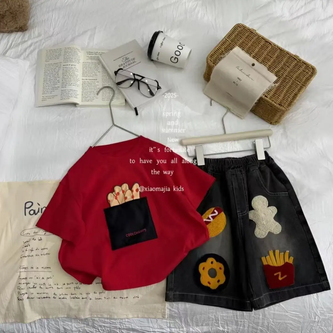 

Summer Boys and Girls Set Cartoon Style New Children's Red Loose Short sleeved T-shirt+Cowboy Shorts Two-piece Set