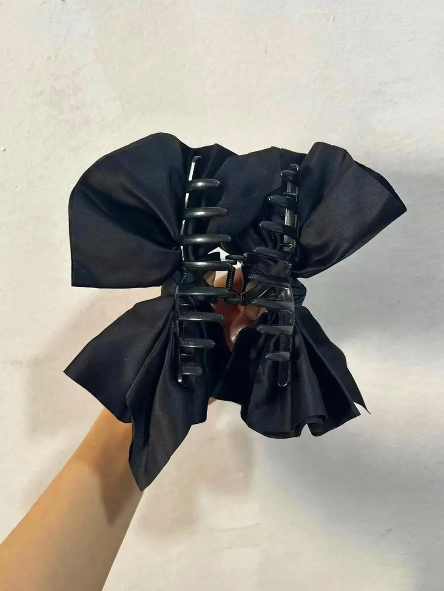 

Black Bow Hair Claw Clip For Women Elegant Fashion Accessory