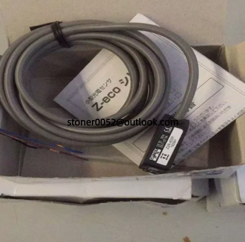 New Original reflective photoelectric sensor Z2R-400N Z2R-400P