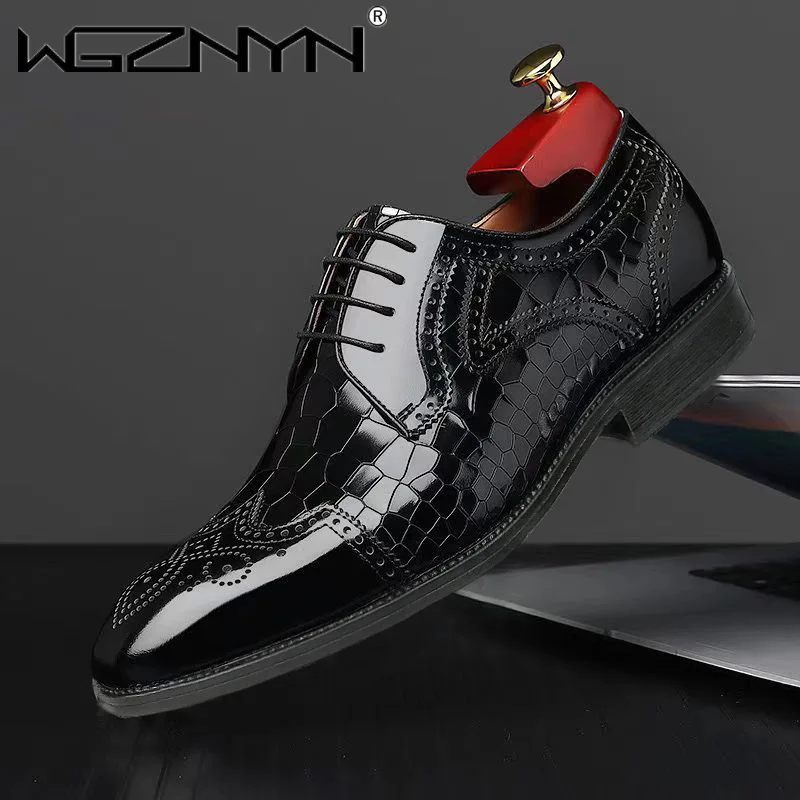 

2025 г., мужская официальная обувь в стиле ретро, мужские повседневные лоферы без шнуровки, брендовые мокасины с пряжкой, броги, деловая официальная мужская обувь, осенний новый стиль