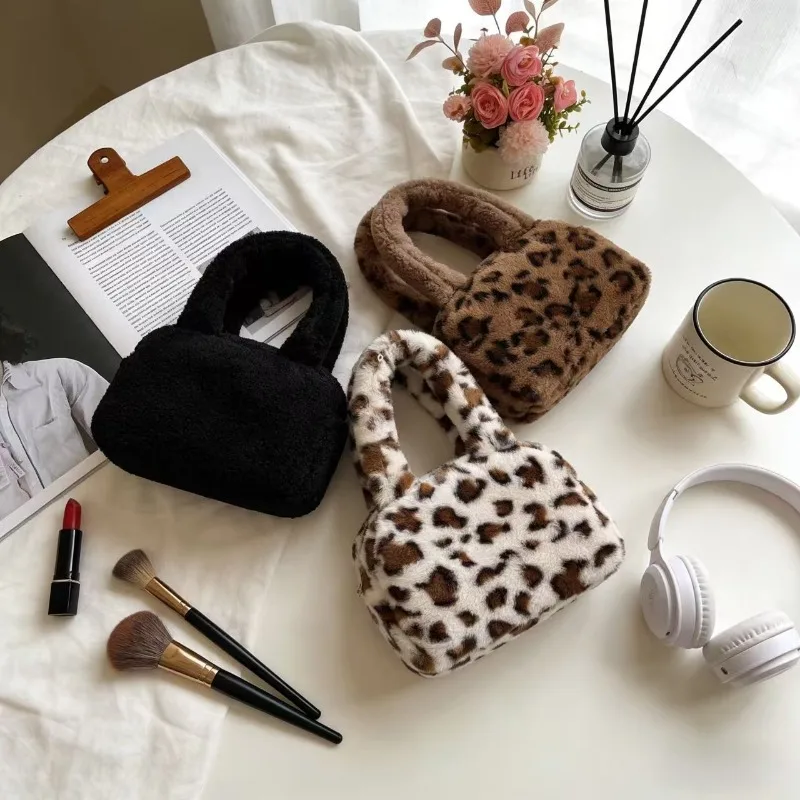 Y2K Korean Retro Leopard Print Plush Tote Bag Trendy Mini Handbag Purse Lipstick Key Shopping Storage Bag for Women - view 3
