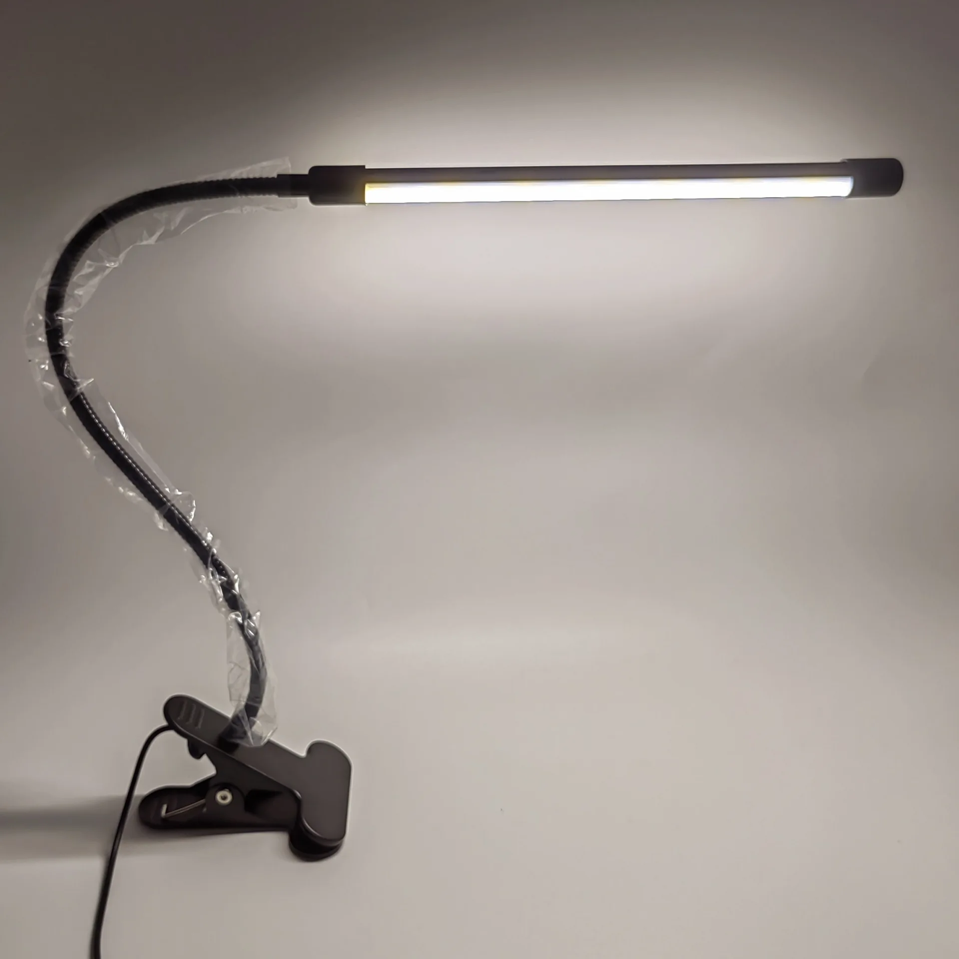 LED Desk Lamp with Clamp Dimmable Clip On Reading Light Flexible Eye Protection Book Light Led Table Lamp Modern Study Desk Lamp