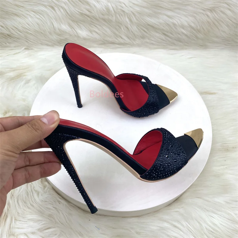 

Женские тапочки на высоком каблуке с ромбовидным черным принтом на тонком каблуке, пикантные босоножки на высоком каблуке 12 см с острым носком и открытым носком