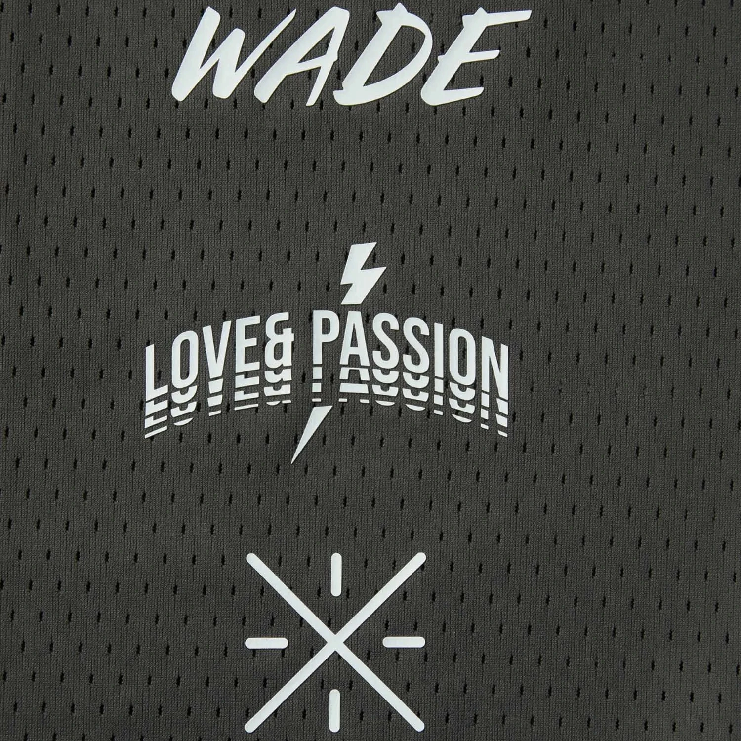 Li-Ning 男性ウェイドスポーツベストレギュラーフィット通気性裏地レジャーノースリーブ Tシャツクルーネック競技 Tシャツトップス AVSU021