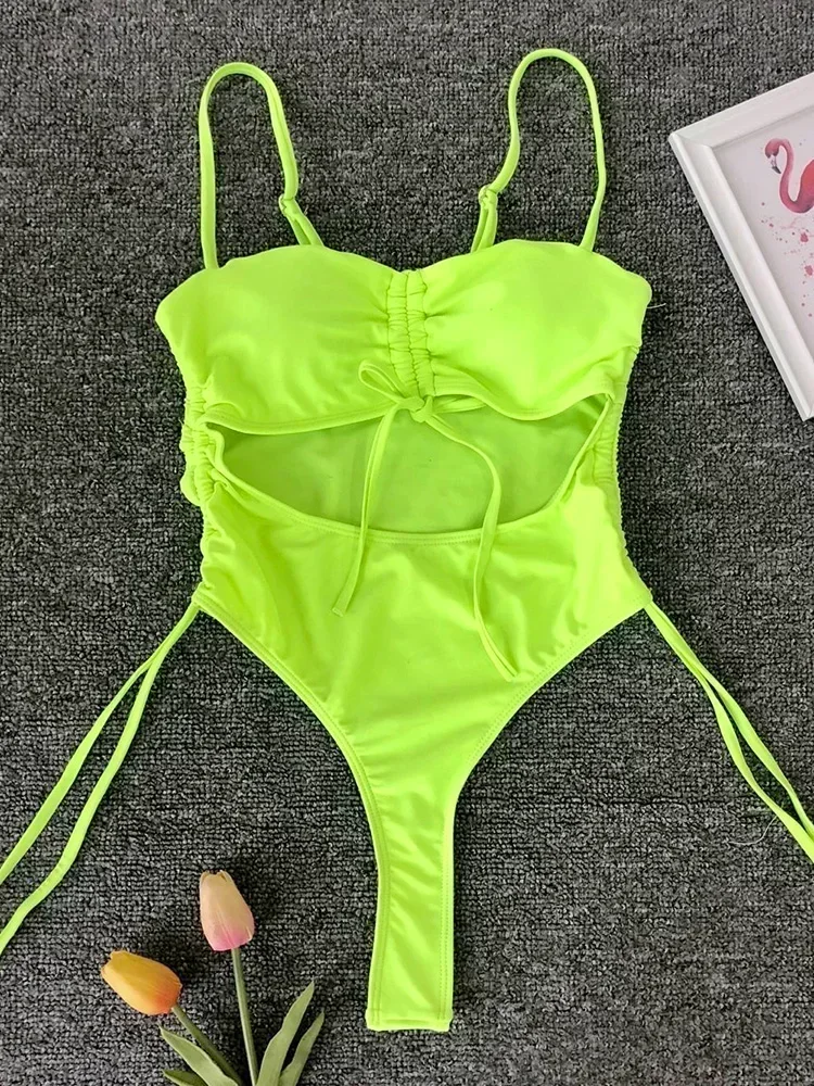 Neonowy zielony strój kąpielowy z wycięciem na brzuch Jednoczęściowy strój kąpielowy dla kobiet Stringi Monokini Strój kąpielowy z wysokim stanem Body do pływania