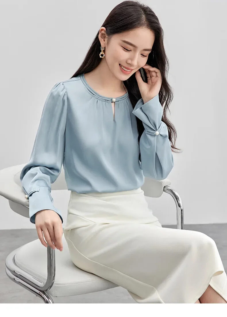 SENTUBILA Style chinois évider Blouse pour les femmes 2025 printemps automne col rond coupe ample manches évasées chemises et chemisiers 143V55637