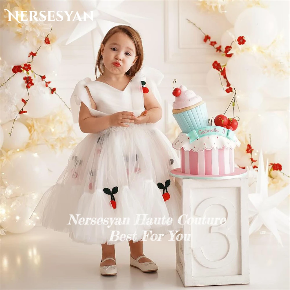 Nersesyan Elegant Lace Flower Girl Dresses For Wedding A-Line Bow Straps Tiered Bithday Party Gowns Occasional Children Dress