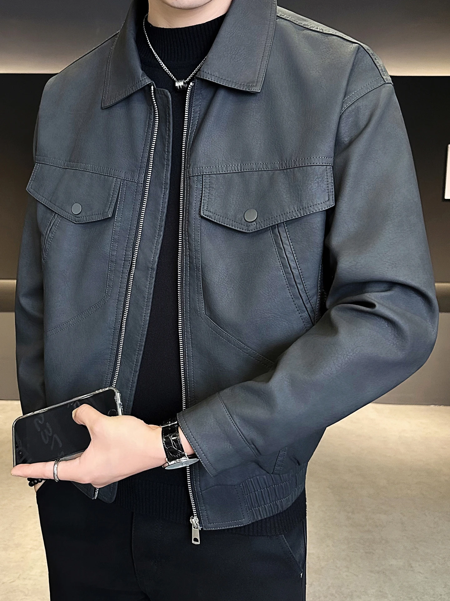 

Мужская кожаная куртка в стиле ретро, осенняя верхняя одежда с отложным воротником, модная кожаная байкерская куртка для молодых мужчин