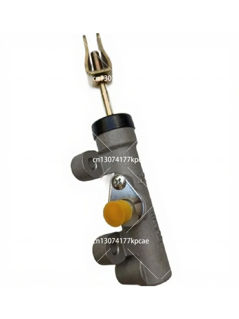 1605010w5000 Clutch master cylinder for   V260