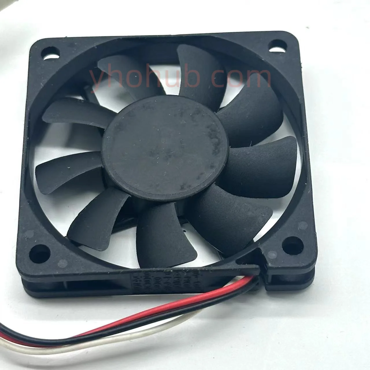 Picture 3: SUNON KDE1206PFV3 MS.G.(9).AR.GN DC 12V 0.8W 3-Wire 60x60x10mm Server Cooling Fan