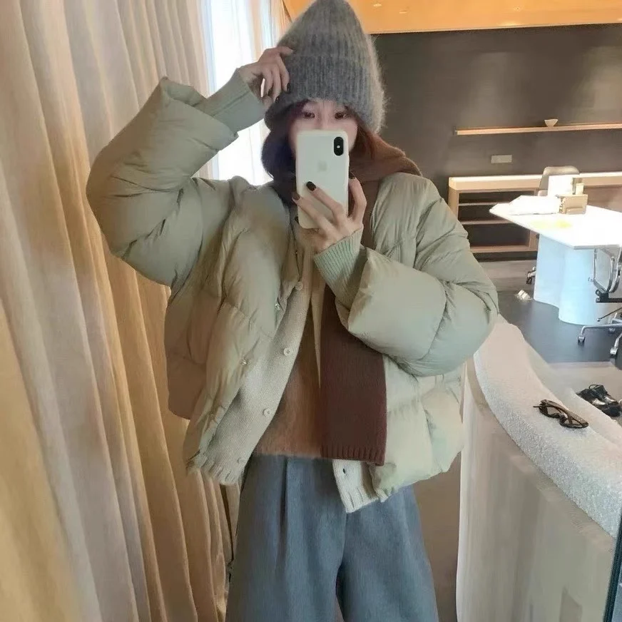 2025 Nieuwe Winter Pluizige Puffer Jas Vrouwen Dikker Warme Oversized Baseball Kraag 90% Witte Eendendons Korte Casual Jas