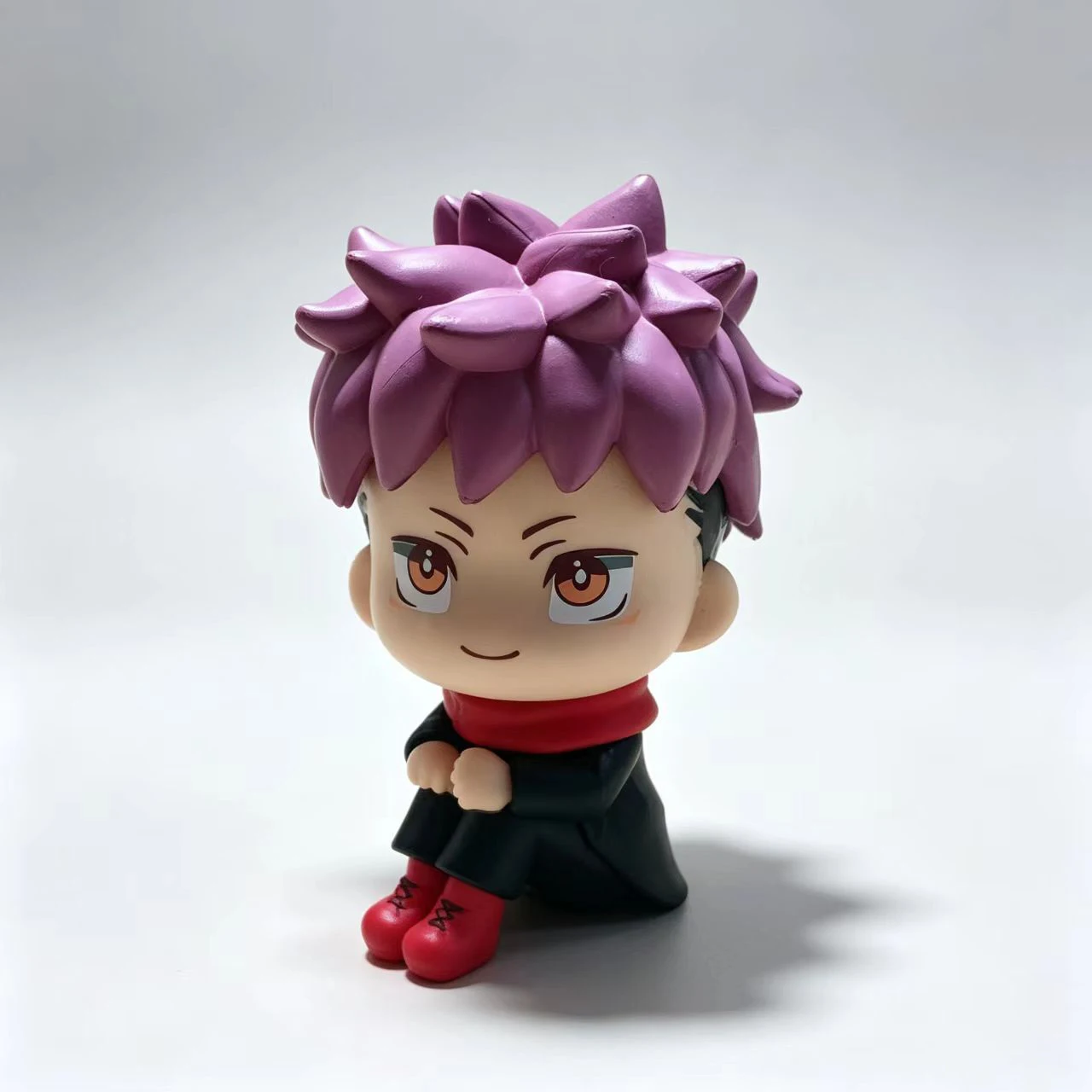 Niedliche Anime Jujutsu Kaisen Figuren Itadori Yuji Gojo Satori Fushiguro Megumi Kugisaki Kawaii Spielzeug Auto-Dekoration PVC-Modell Geschenk