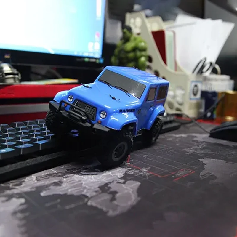 Modèle de voiture Jeep télécommandée pour adulte, simulation électrique, escalade, véhicule tout-terrain, jouet pour garçon, D1RC 1/24 mini, 2.4GHZ RTR RC