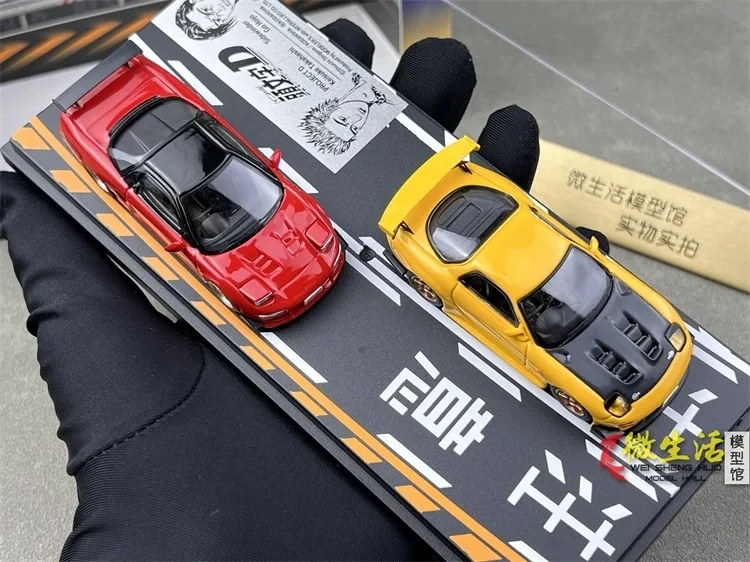 Juego de coches modelo fundido a presión Hi-Story 1:64 inicial D RX-7 vs NSX - Detalle de alta precisión - Edición coleccionista - Con licencia oficial