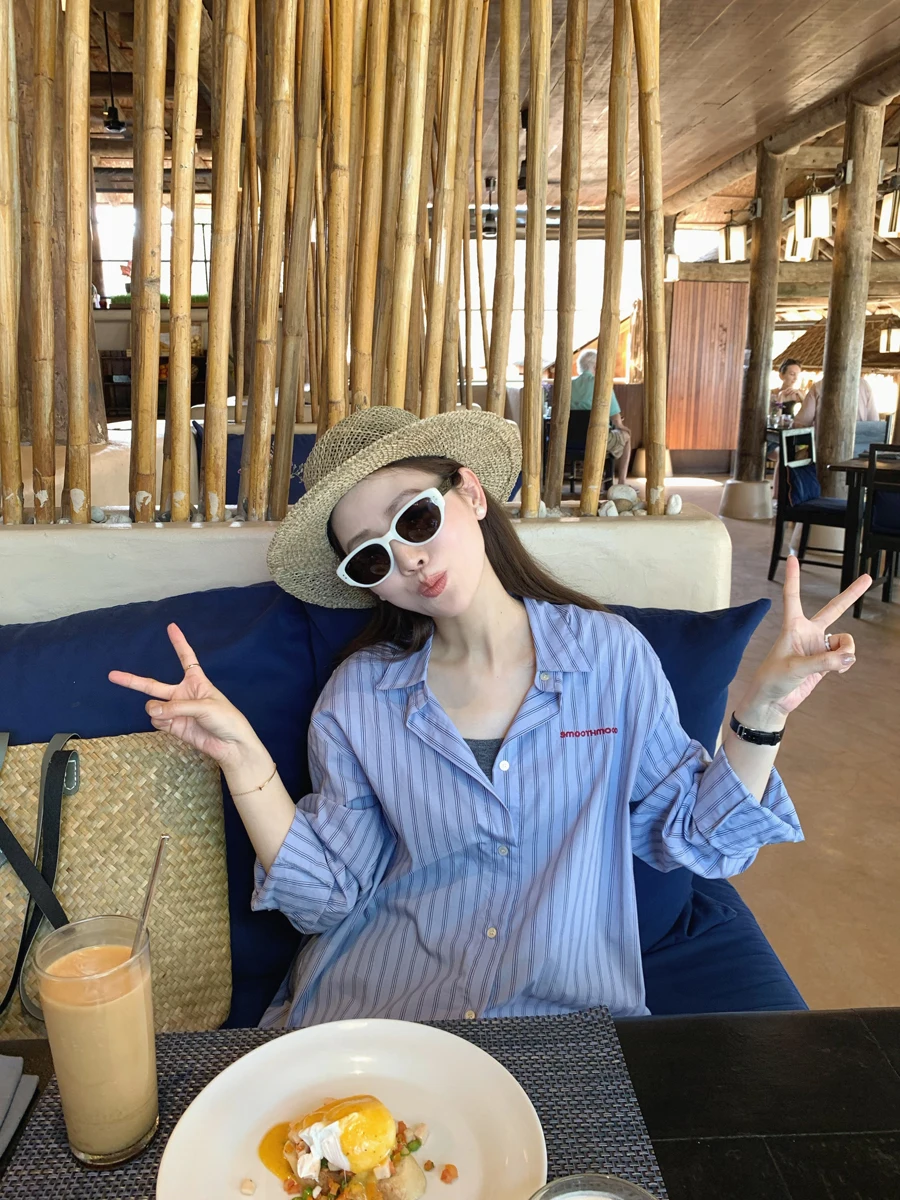 

Spring Casual Embroidered irt Jaet Women's Thin Sun Protection Long Sve Cotton Loose Fit Korean Sle Commute Wind