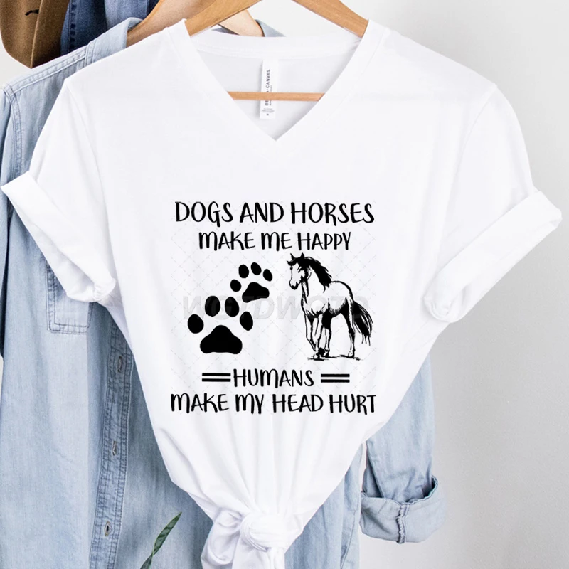 

Dogs and Horse Make Me Happy T-shirts Women Western Horse T-Shirts for Women Dog Mom Classic Tops Horses Farm V-neck Casual Tops