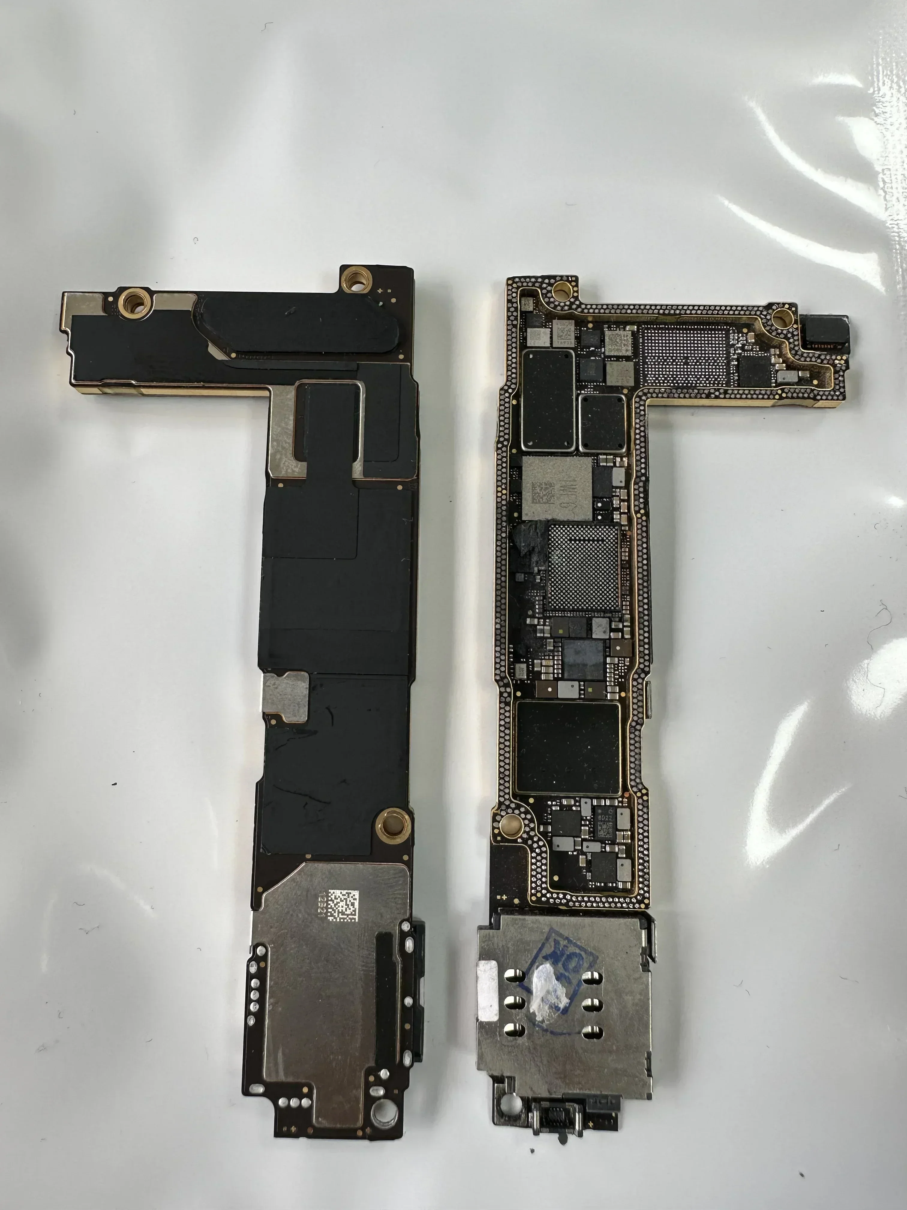 CNCカットマザーボード iPhone12 Pro Max 4G 5G用