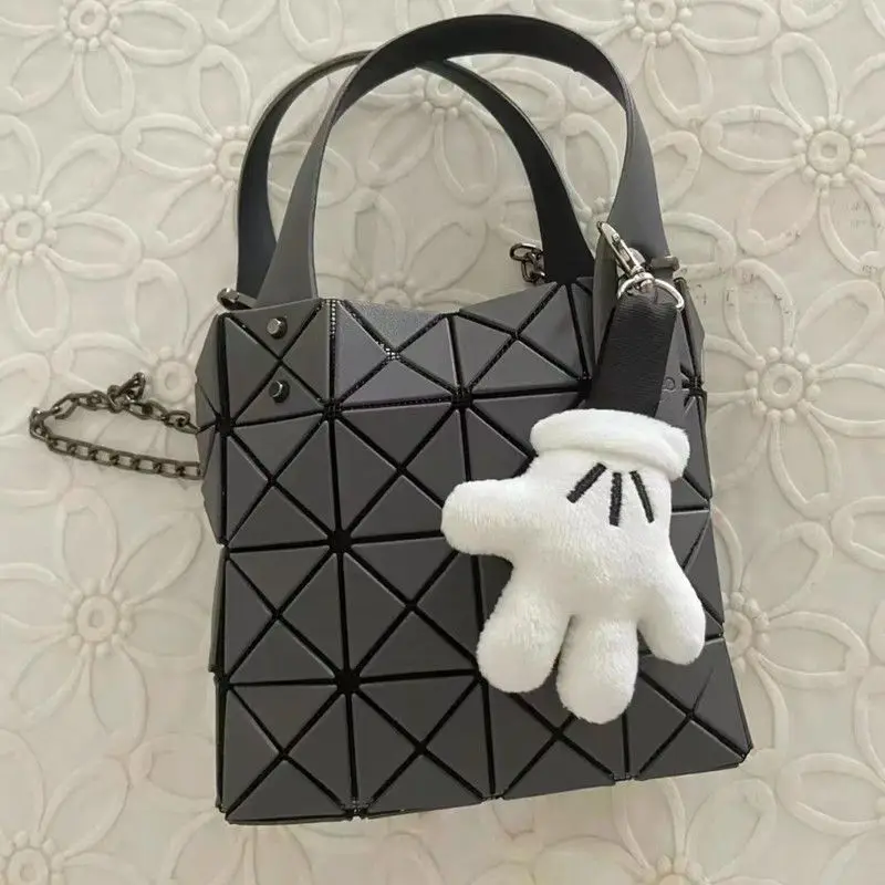 Porte-clés en peluche de souris classique, breloque gant blanc, dessin animé rétro, décoration, mignon sac à dos, Clip, cadeau original de collection pour les Fans