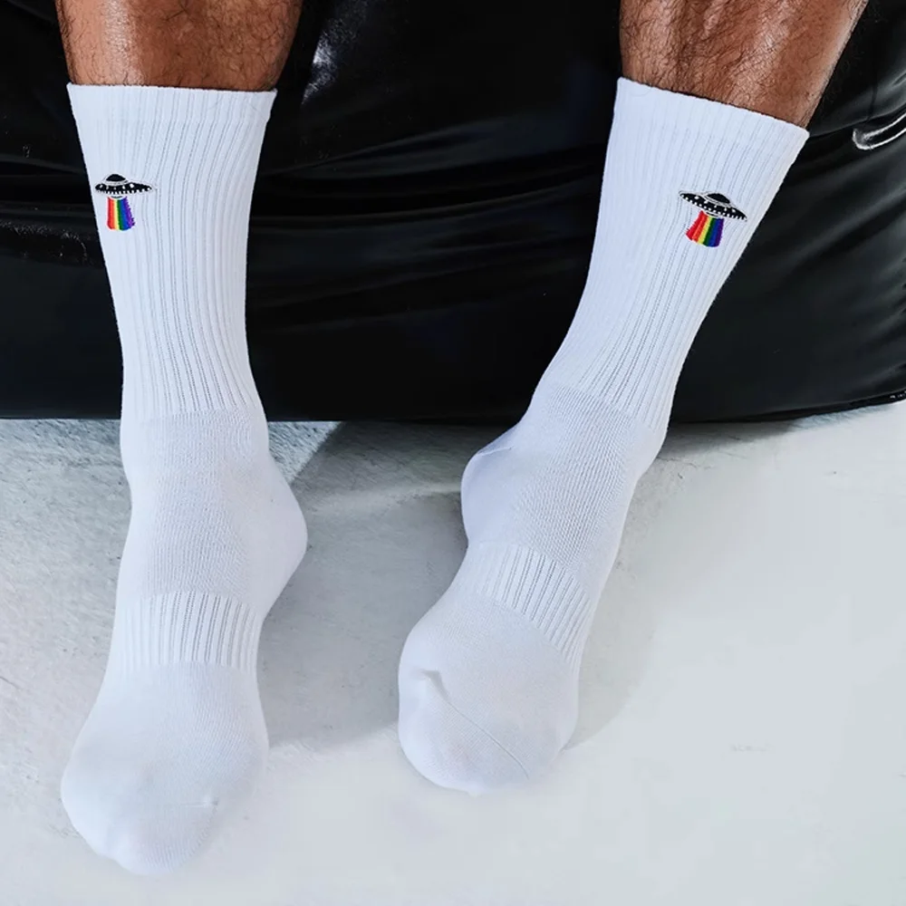 Original Men's Six-color Rainbow Embroidered UFO Pattern Sports Fitness Cotton Socks Flat Four Season Socks