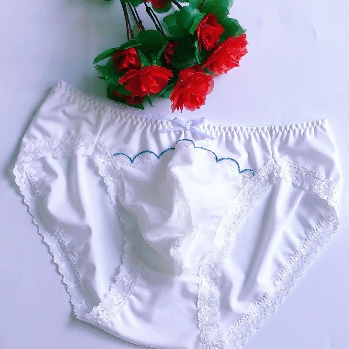 Men Silk Soft  Bow Sissy Low-waisted Panties Lace briefs Private Party Sexy Show Costumes BF Gift