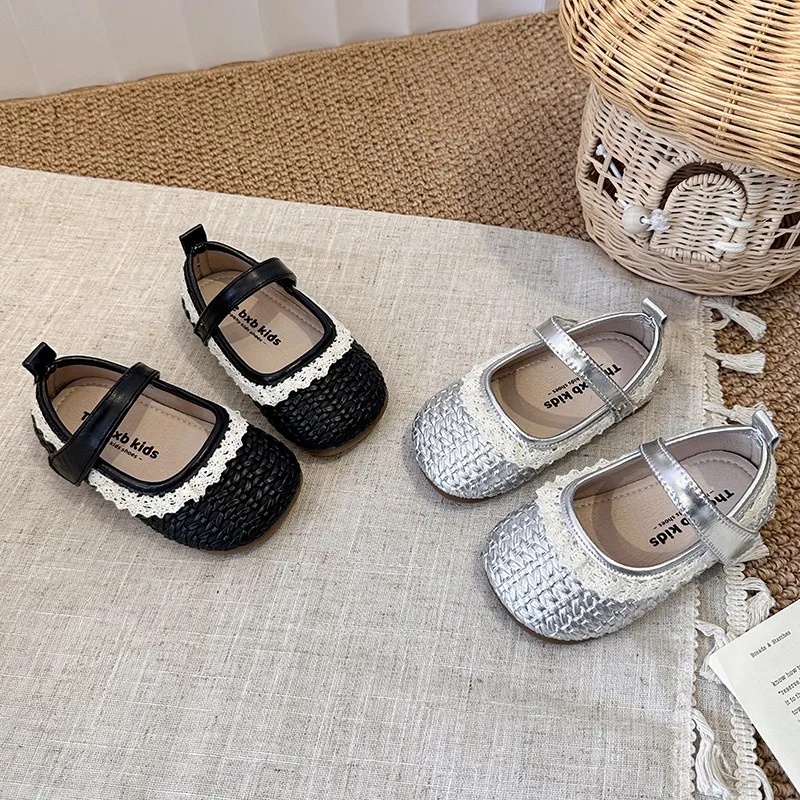 Girls Lace Flat Shoes Mary Janes Fashion Baby Girl Princess Sweet Weave Design Soft Sole Children's Leather Shoes 2026 Spring