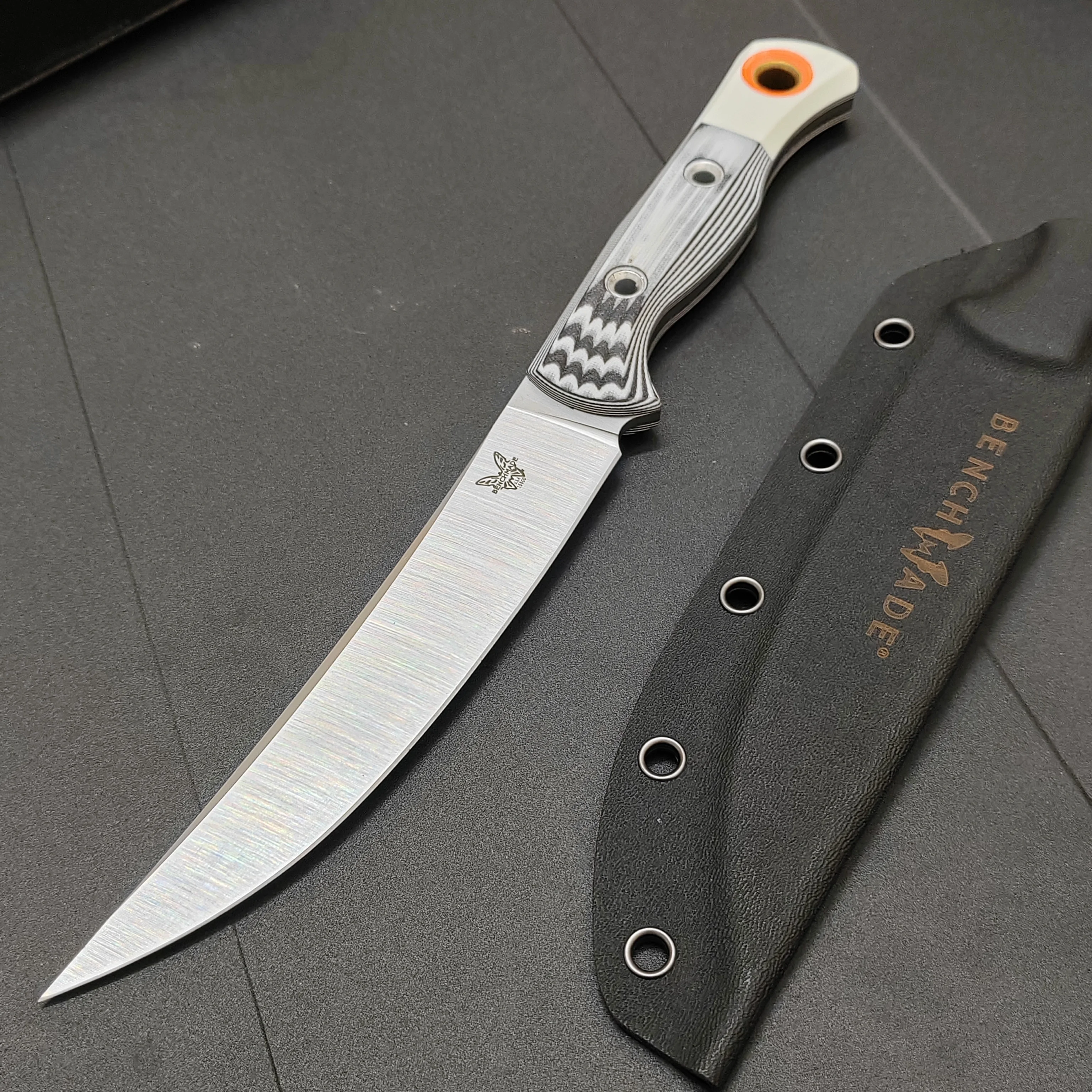 BM Knives 15500-1K Bench S45VN blade Steel Made Hunt Meatcrafter Fixed Knife G10 handle outdoor camping hunting pocket