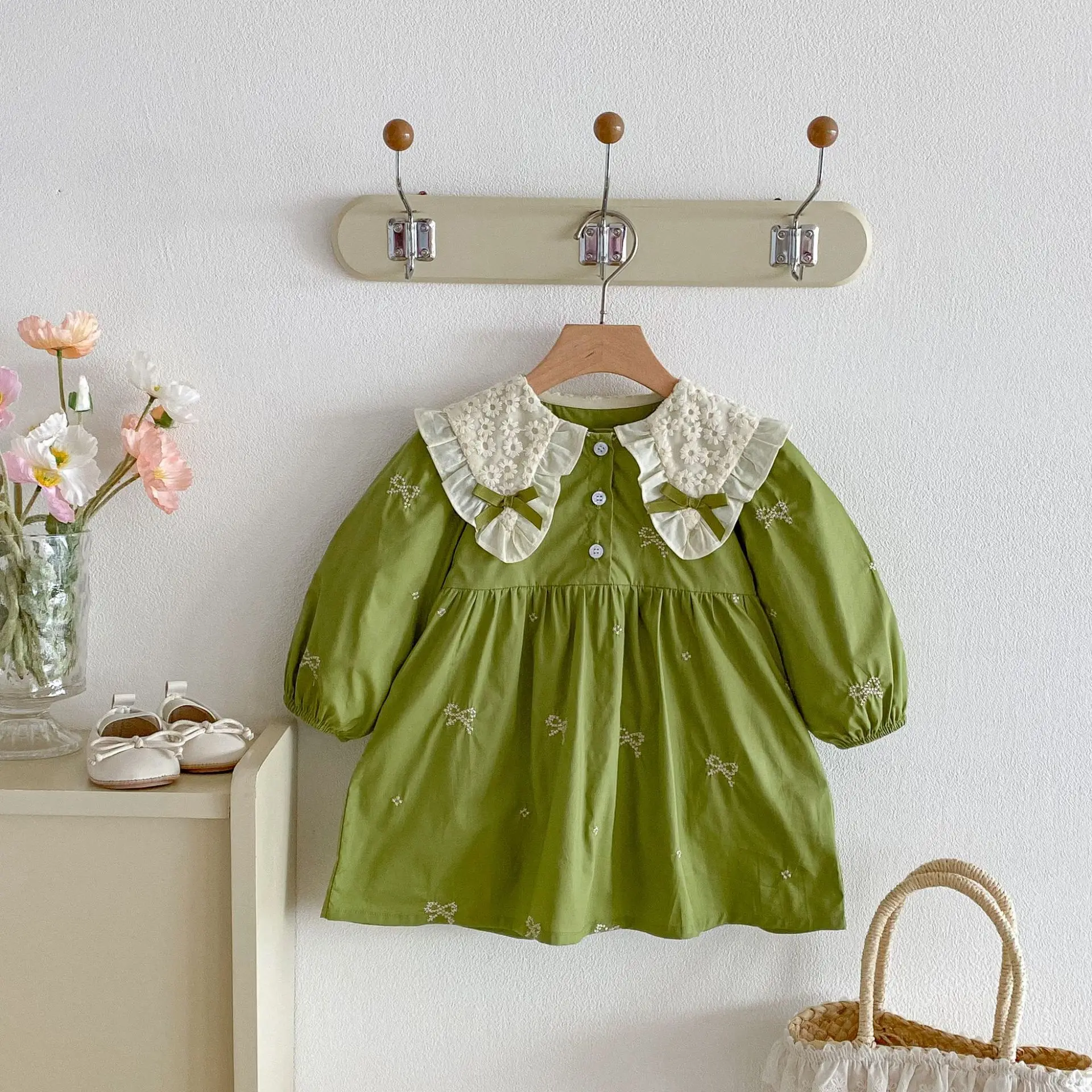 

2026 Spring New Girls Long Sleeve Dress Cotton Baby Girl Cute Bow Embroidery Lapel Dress Infant Princess Dress Toddler Clothes