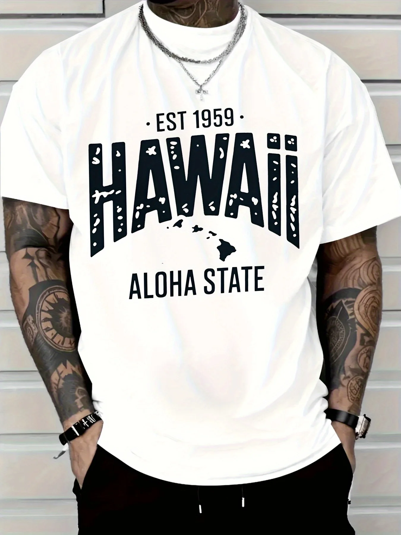 

Men's Vintage Graphic T-Shirt Lightweight Breathable Fabric Vacation Shirt Regular Fit Casual Tee Hawaiian Inspired Apparel