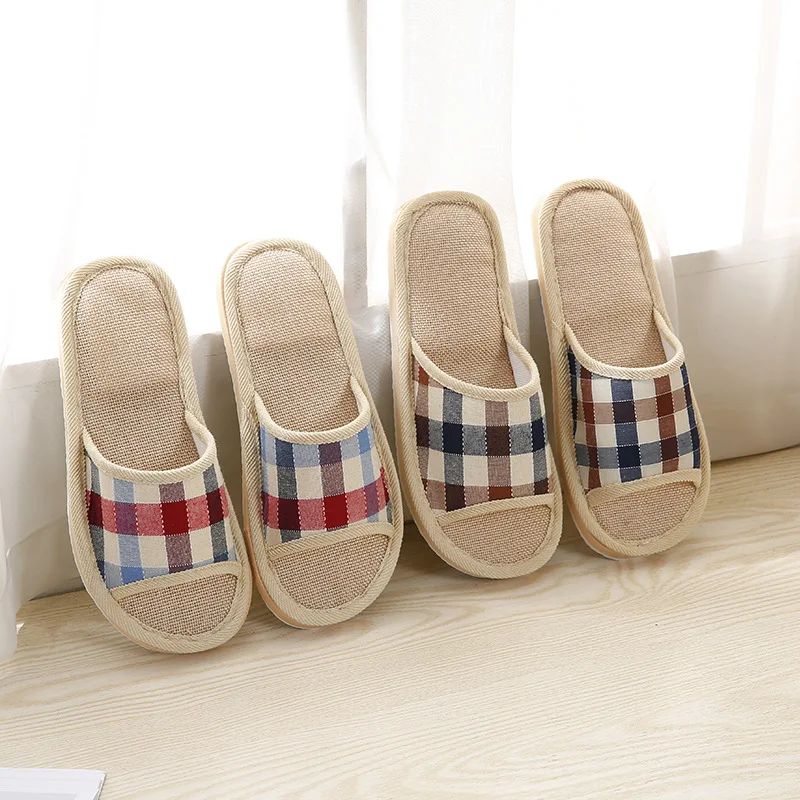 Sandal Linen kotak-kotak persegi empat musim untuk pria dan wanita pasangan rumah dalam ruangan lantai papan busa sandal bawah