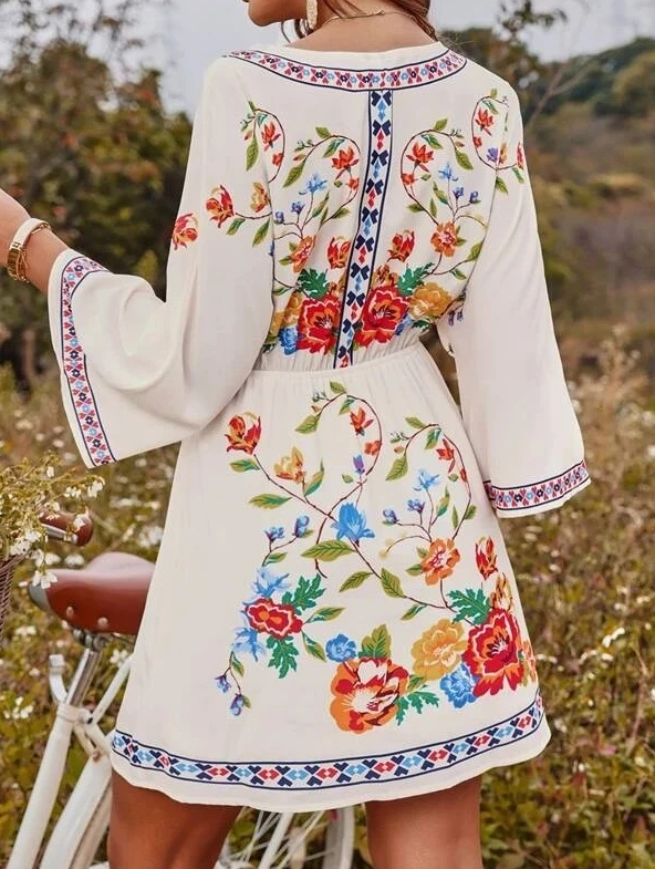 Bohemian New Fashionable Retro Ethnic Style, Heavy-Duty Printed Temperament, Waist Closing and Slimming Short Vacation Dress