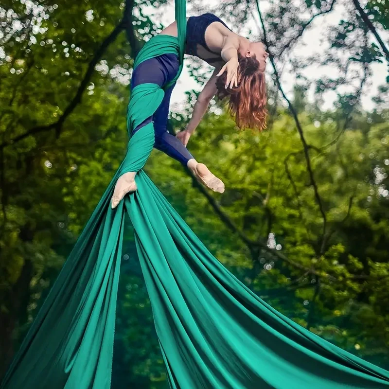 Juego de columpio de yoga de seda aérea de 8 m: juego de hamaca de yoga aérea, mosca antigravedad para fitness, herrajes tricots de nailon de bajo estiramiento para danza, ejercicios de yoga aéreos y vuelos acrobáticos para todos los niveles de seda aérea para adultos