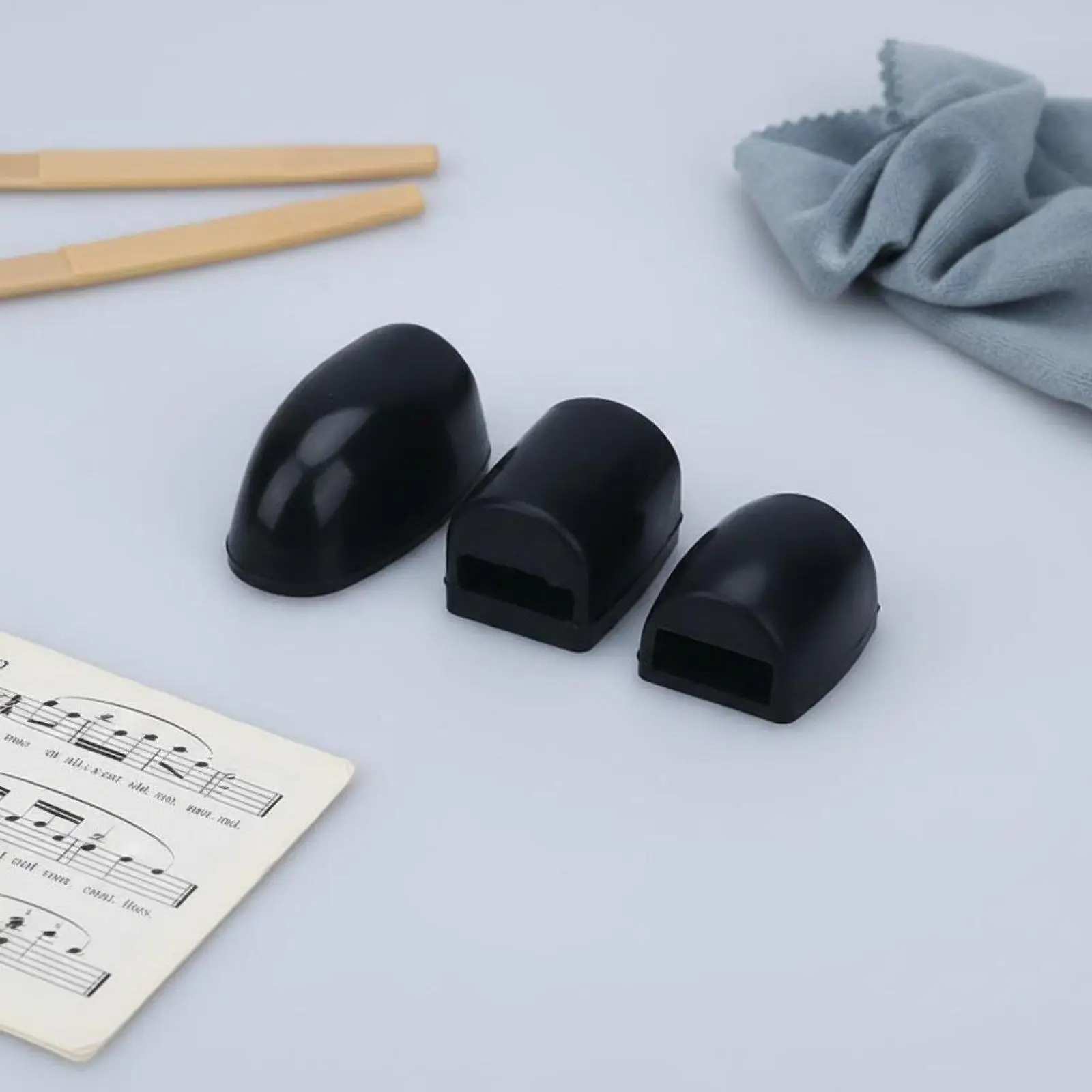 Saxophone Thumb Rest Cushion Silicone Padded Key Risers Kit for Alto Tenor Soprano Sax Instrument