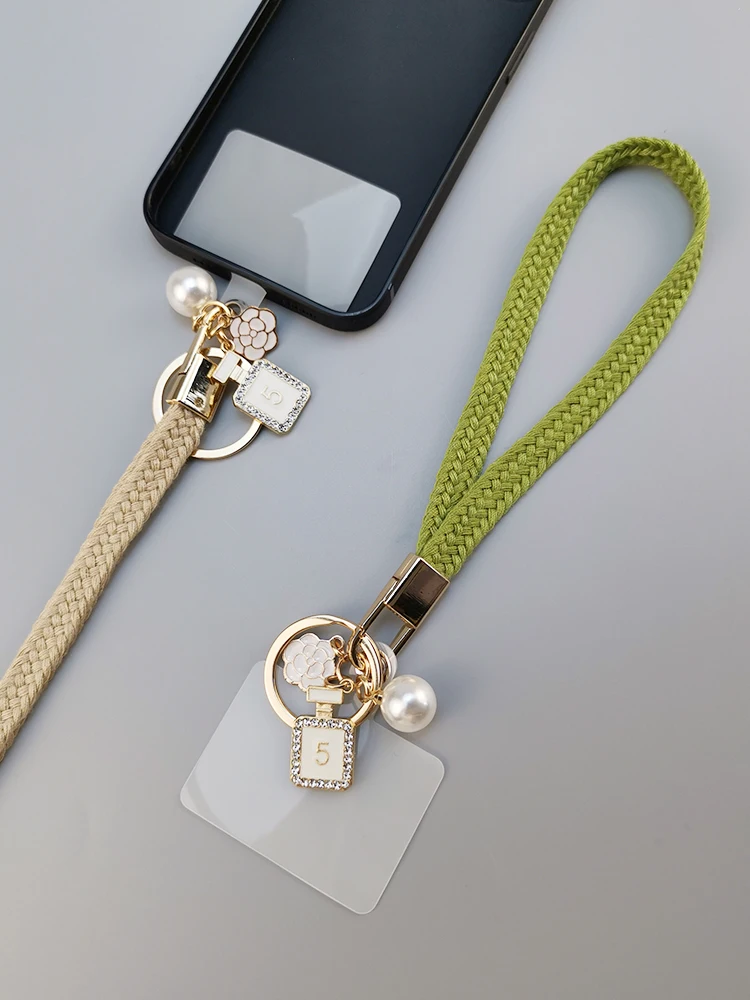 Pure Color Woven Small Fresh Phone Lanyard Short Girls Short Korean Ins Wrist Rope Bracelet Anti-lost Cell Phone Lanyard Keyring