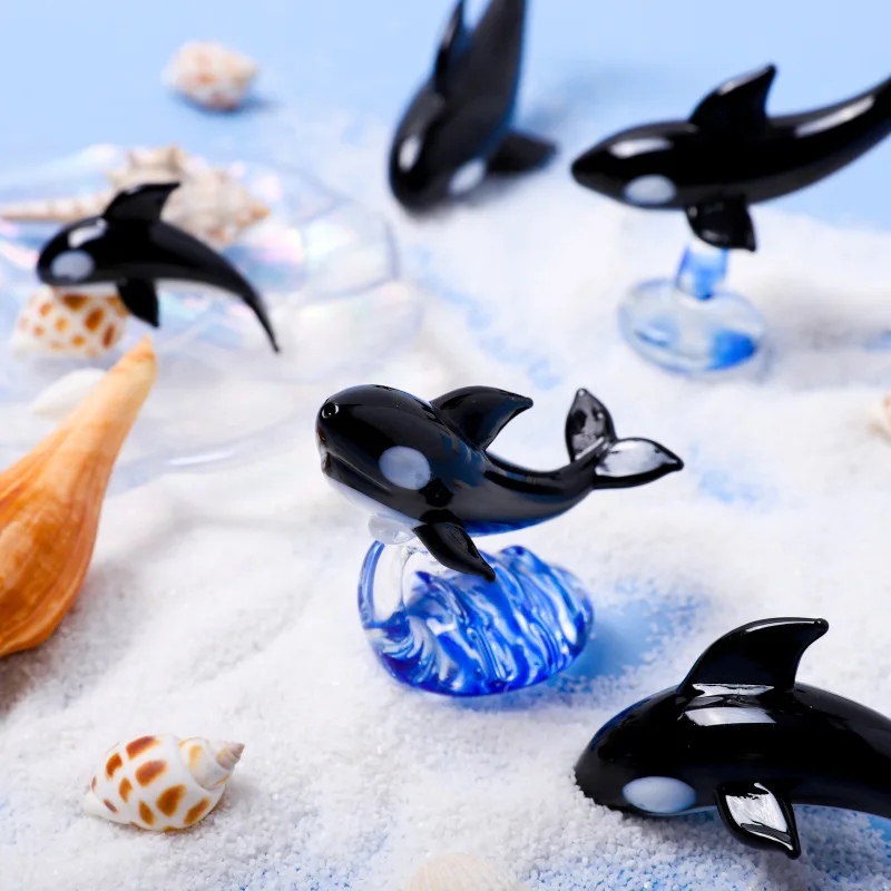 

Mini Glass Whale Model Handmade Desktop Animal Figurines Ornament Cute Vivid Orca Fun Gifts for Kids Collection Home Decor New