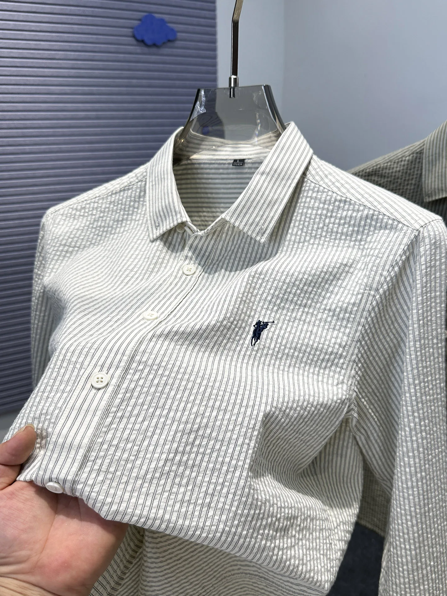 

Мужская повседневная рубашка из чистого хлопка с маленьким логотипом Paul, с длинным рукавом, весна-осень, новая модель, приталенный крой, для поездок на работу, в полоску