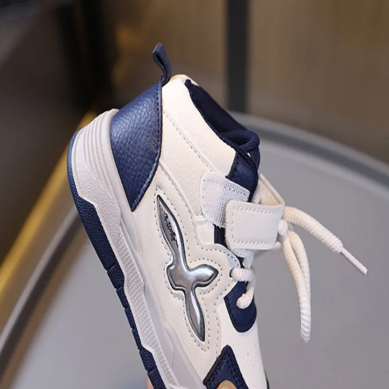 Autumn new children's sports shoes boys' high top basketball shoes girls' soft soled fashionable casual shoes board shoes 21-32