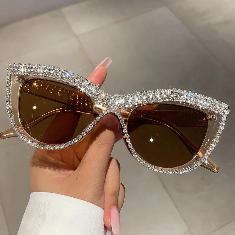 KAMMPT Vintage okulary przeciwsłoneczne Cat Eye z dżetów 2024 nowość w stylowych damskich odcieniach Ins modne ręcznie robione markowe designerskie okulary