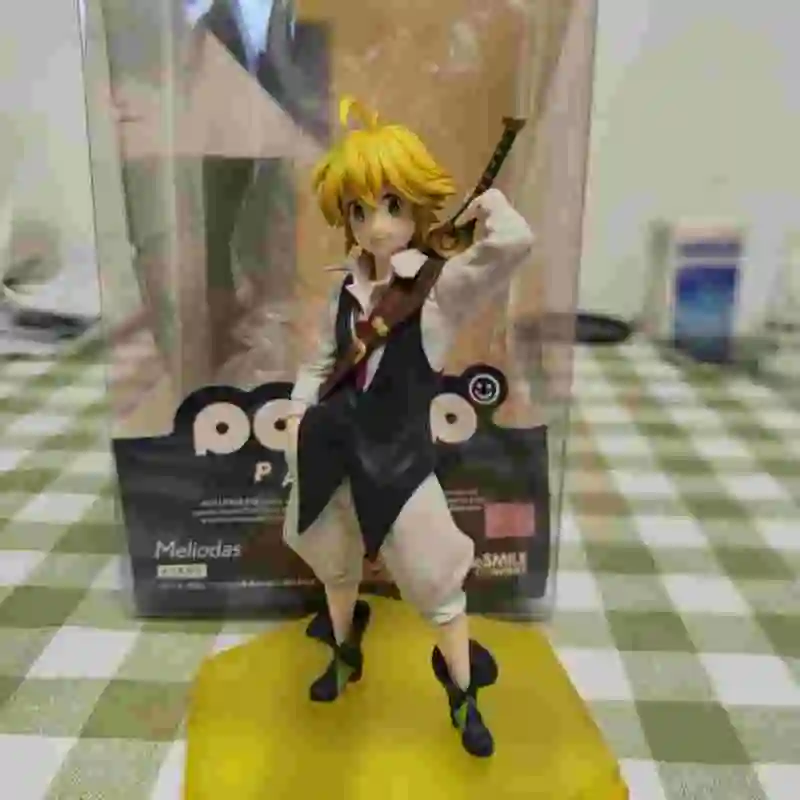 

Hot 15cm Meliodas King Model Character Anime Doll Pillow Poses Carrying Sword Action Figure Pvc Statue Dolls Collect Decor Gifts