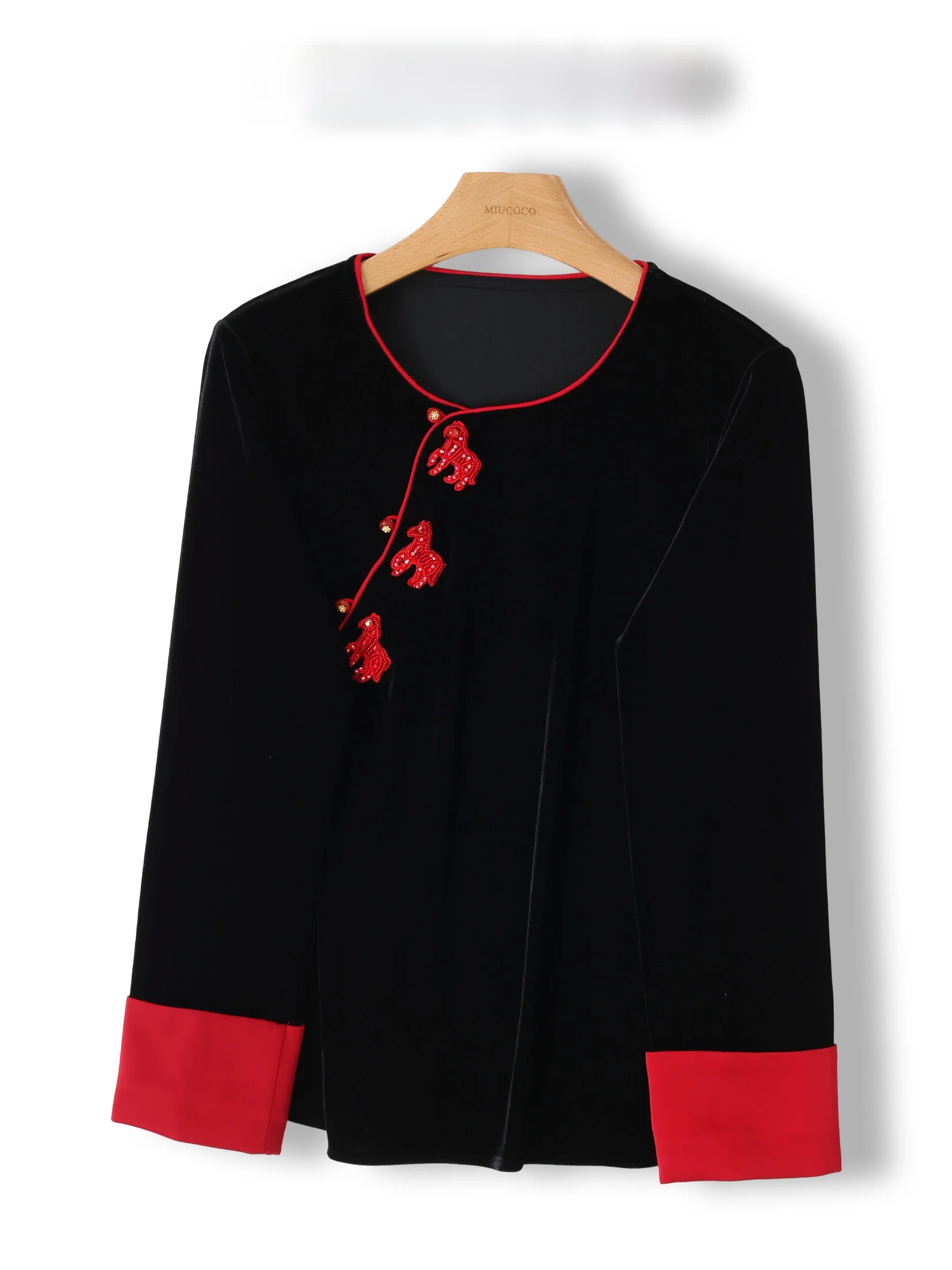 

Elegant Chinese Style Velvet Top with Embroidery for Women round Neck Long Sleeve Girls Fashionable Versatile Velvet Shirt